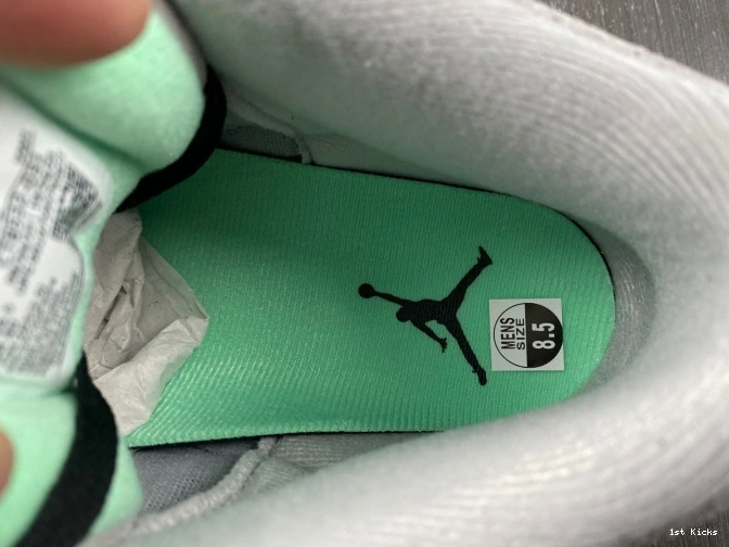 1st Kicks Shoes Jordan Green CT8532-031 Air Glow 3 0715